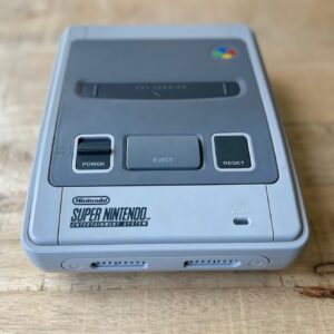 Super Nintendo SNES Konsole mit HDMI Adapter + Super Mario World