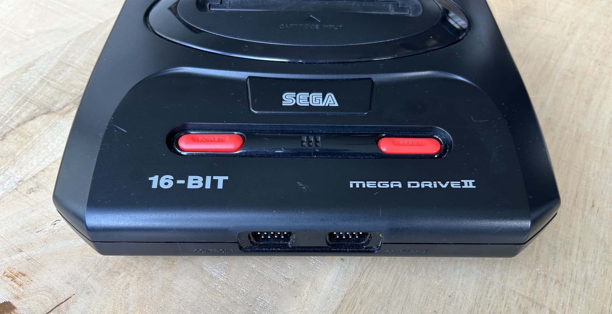 Sega Mega Drive 2 Konsole + High-Tech Scart Kabel + 1 Original Controller + Sonic Spiel + Zubehörpaket (SET) – Bild 4